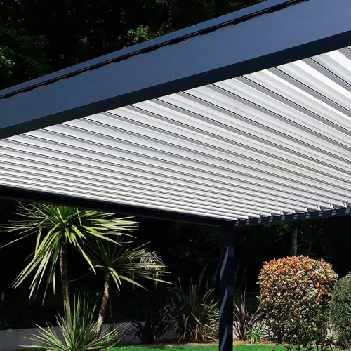 Pergola bioclimatique Attractive en aluminium