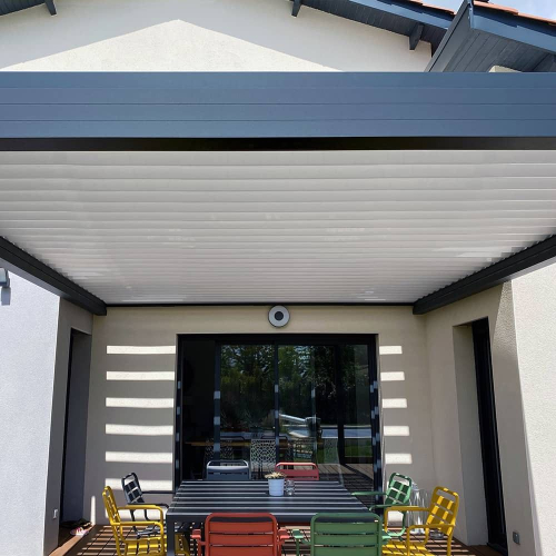 Pergola bioclimatique Architect en aluminium