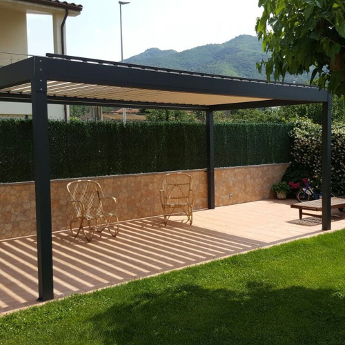 Pergola bioclimatique Lounge autoportée en aluminium