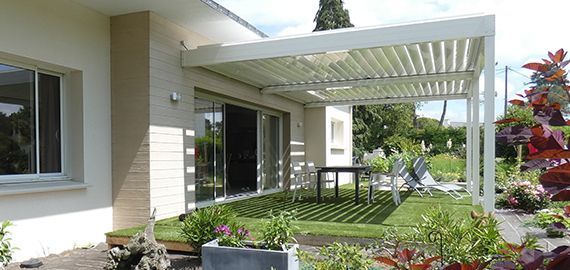 Pergola bioclimatique Architect blanche